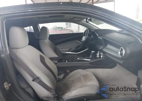 2017 Chevrolet Camaro 1Lt z USA, uszkodzony, nr VIN 1G1FB1RS7H0200280